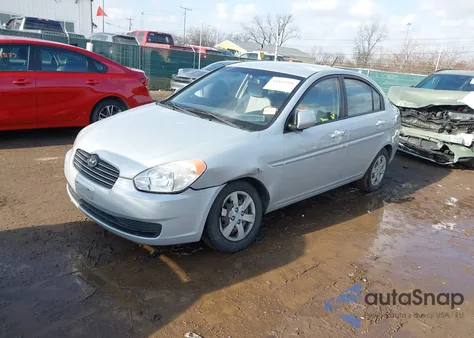 2010 Hyundai Accent Gls z USA, uszkodzony, nr VIN KMHCN4AC6AU428708